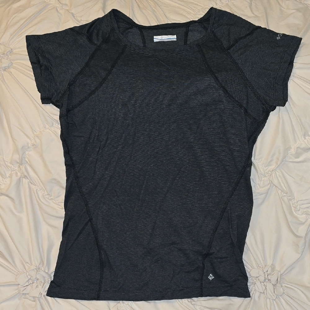 Columbia Womens Black Fitted Short Sleeve Top, NWOT, M